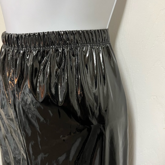NWT Boohoo HIGH WAIST EXTRA LONG VINYL PVC SPLIT HEM PANTS - Picture 6 of 8